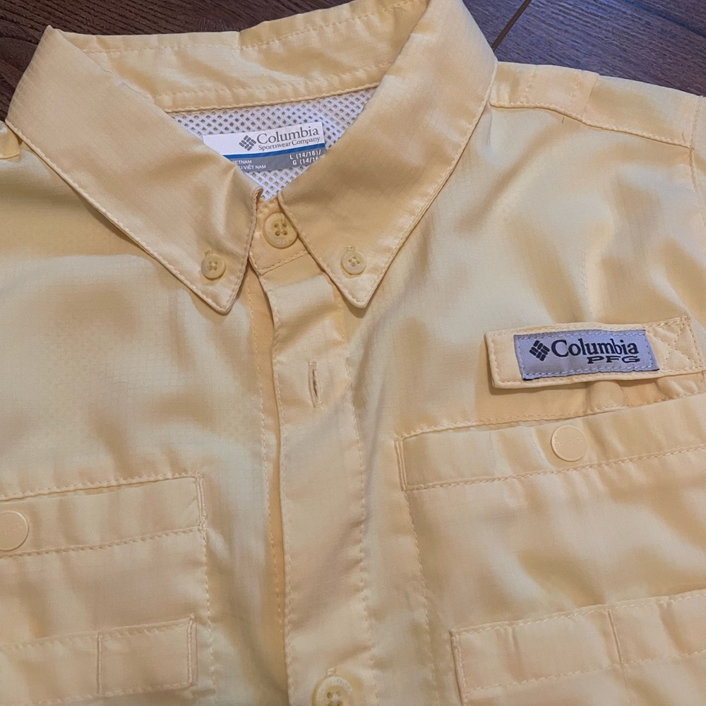 Boys Columbia button down shirt
